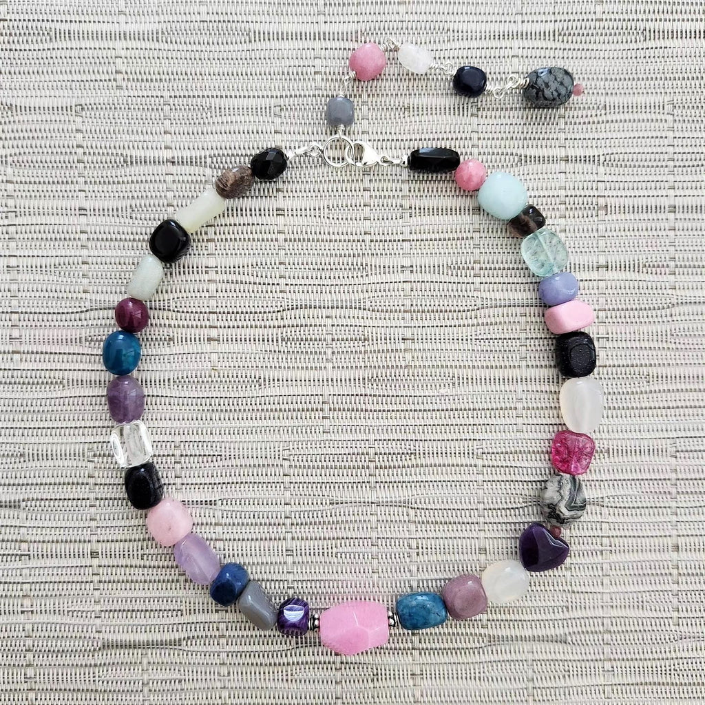 MIXED AGATE NECKLACE WITH PINK ACCENT-16"