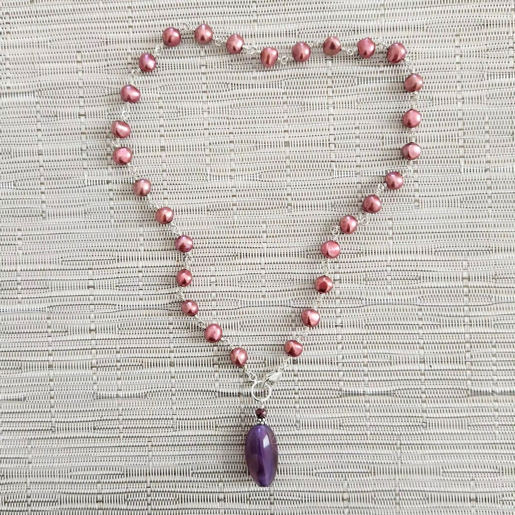 DARK ROSE PEARL NECKLACE WITH PURPLE AGATE DROP-19"